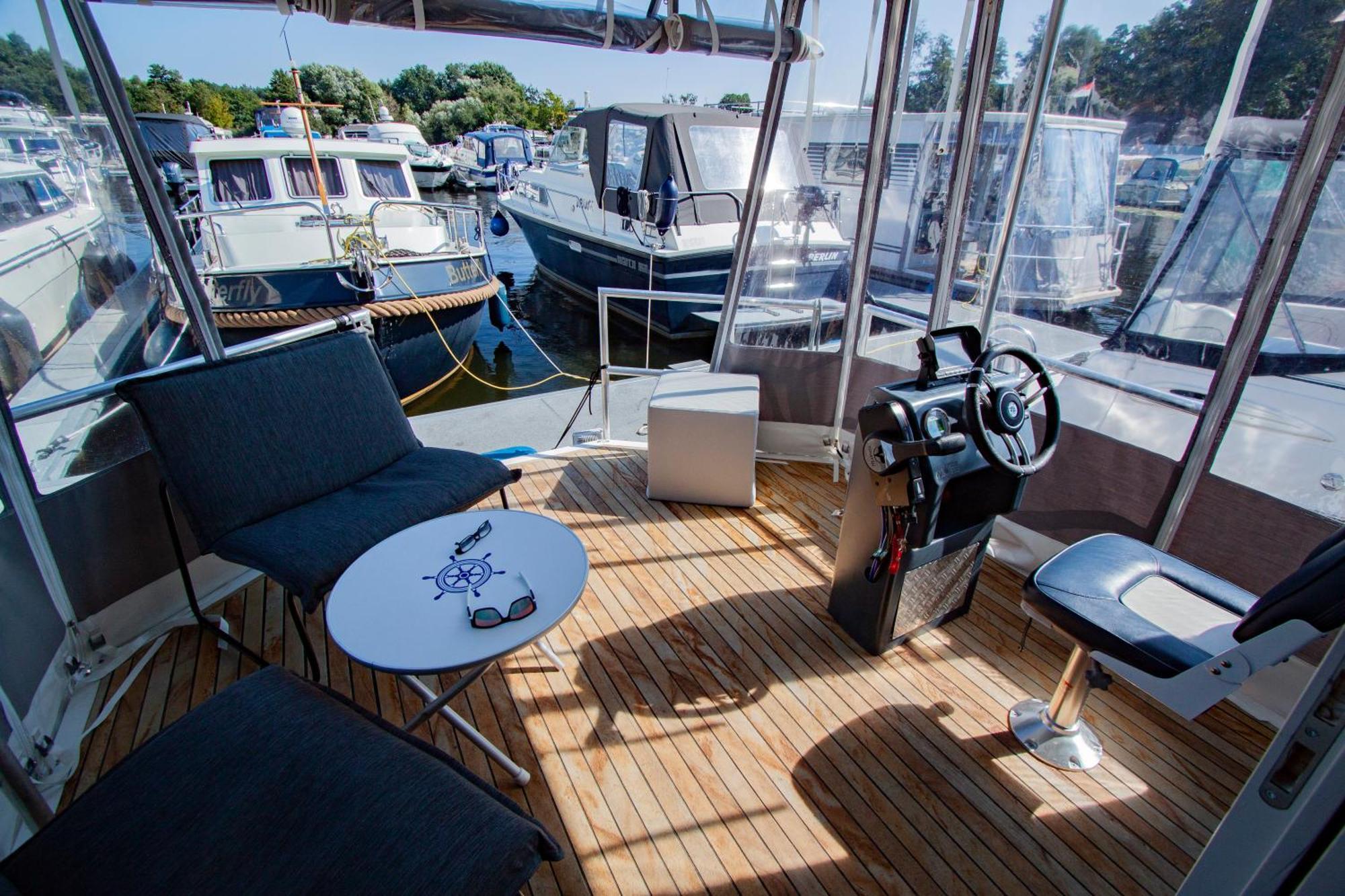 Hausboot Hotel Hennigsdorf Bagian luar foto